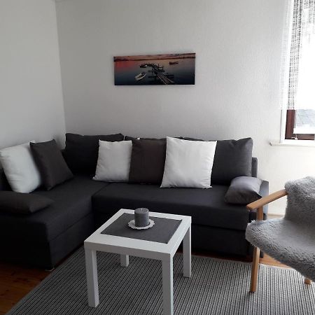 Apartamento Haus Edel Wesselburen Exterior foto